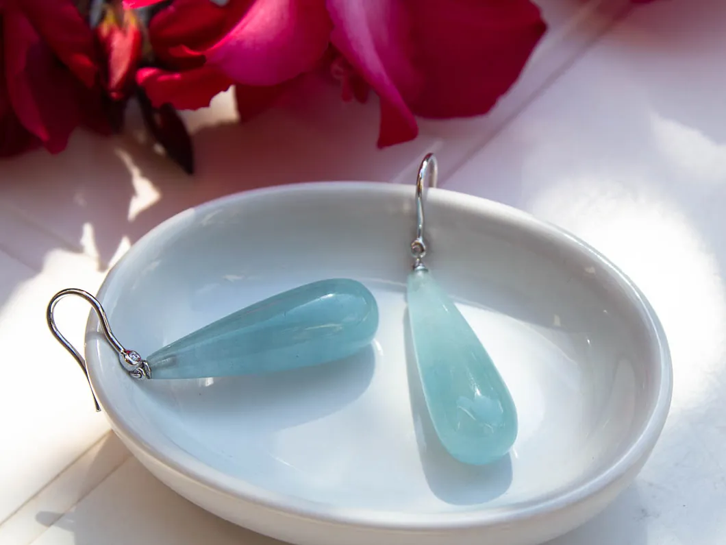 Boucles d’oreilles en gouttes de pierre bleue